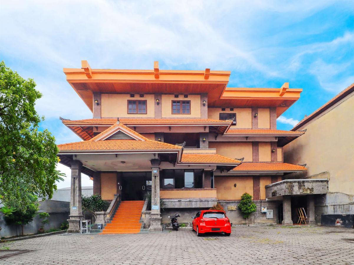 Oyo 91608 Hotel Gatsu Indah Denpasa Buitenkant foto