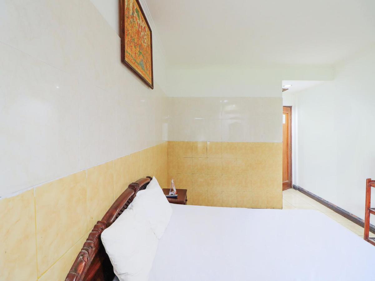 Oyo 91608 Hotel Gatsu Indah Denpasa Buitenkant foto